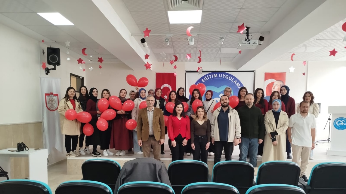 Cumhuriyet Üniversitesi Eğitim Fakültesi Özel Eğitim Bölümü öğrencileri okulumuzu ziyaret etti.